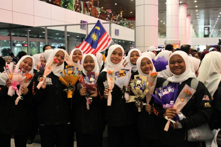 mawo_golden_diploma-06